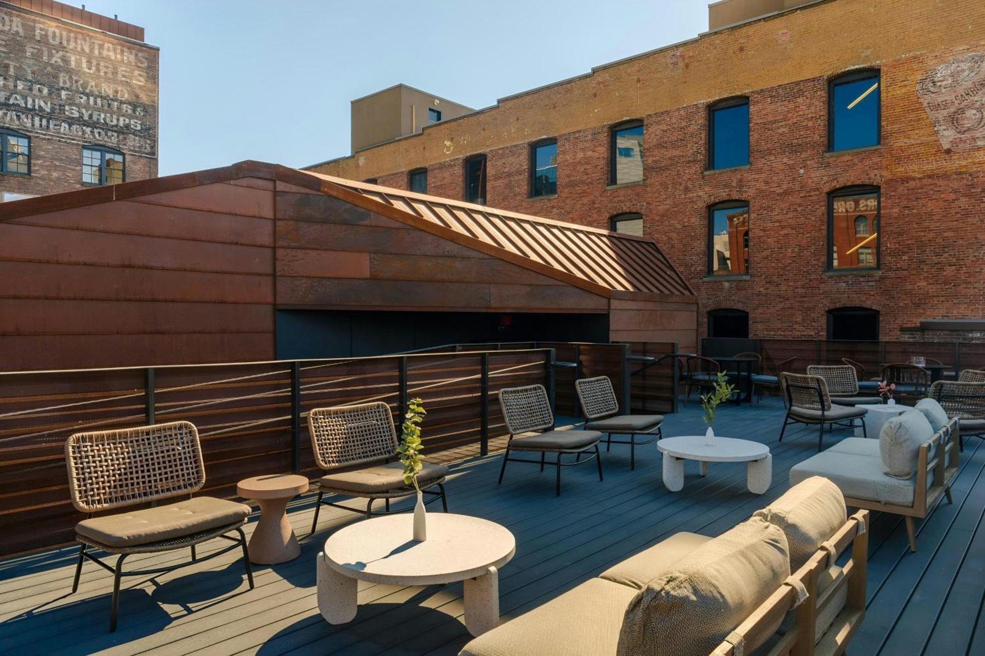 Sonder By Marriott Bonvoy Railspur Apartments Pioneer Square Сиатъл Екстериор снимка