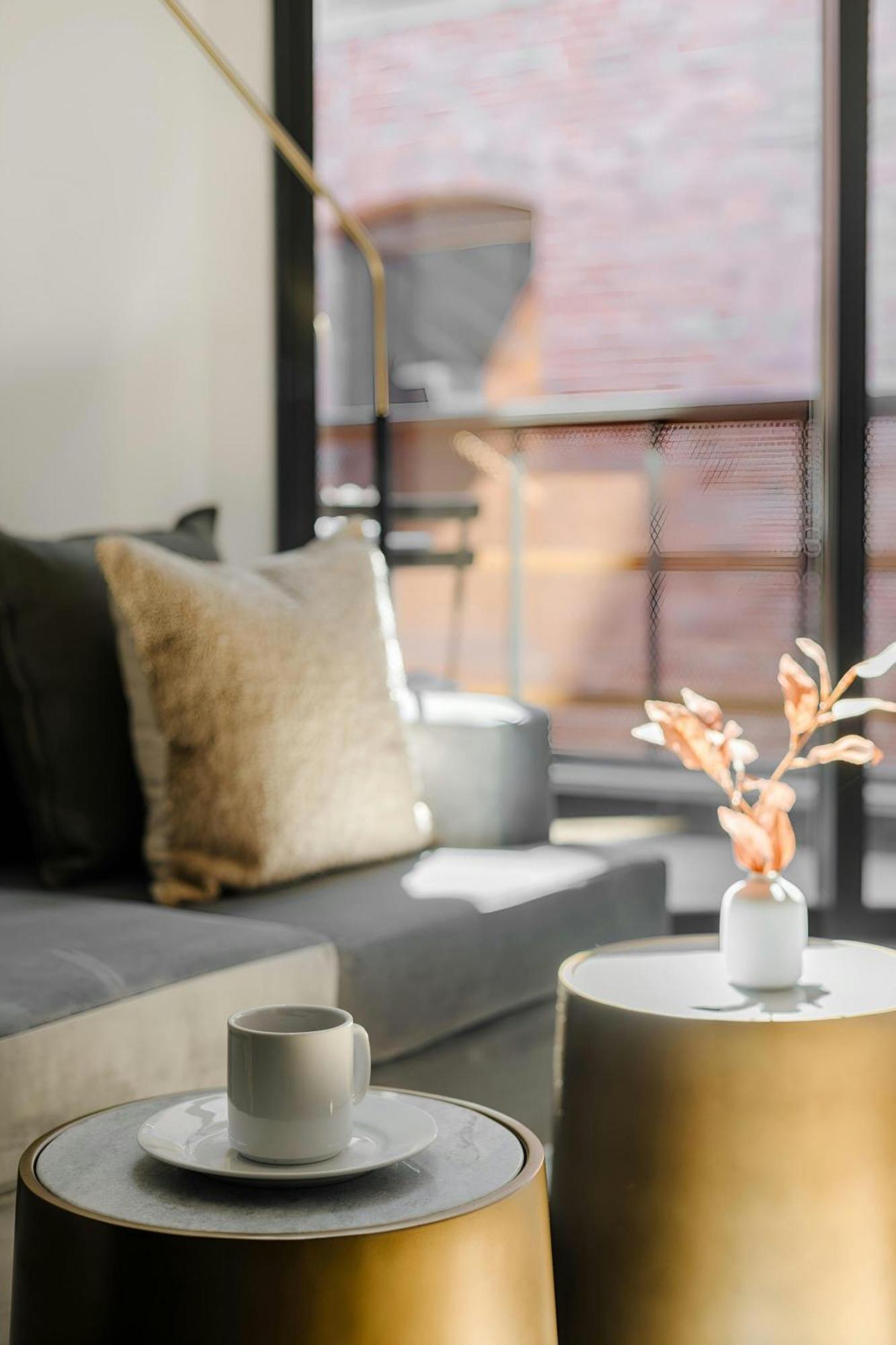 Sonder By Marriott Bonvoy Railspur Apartments Pioneer Square Сиатъл Екстериор снимка