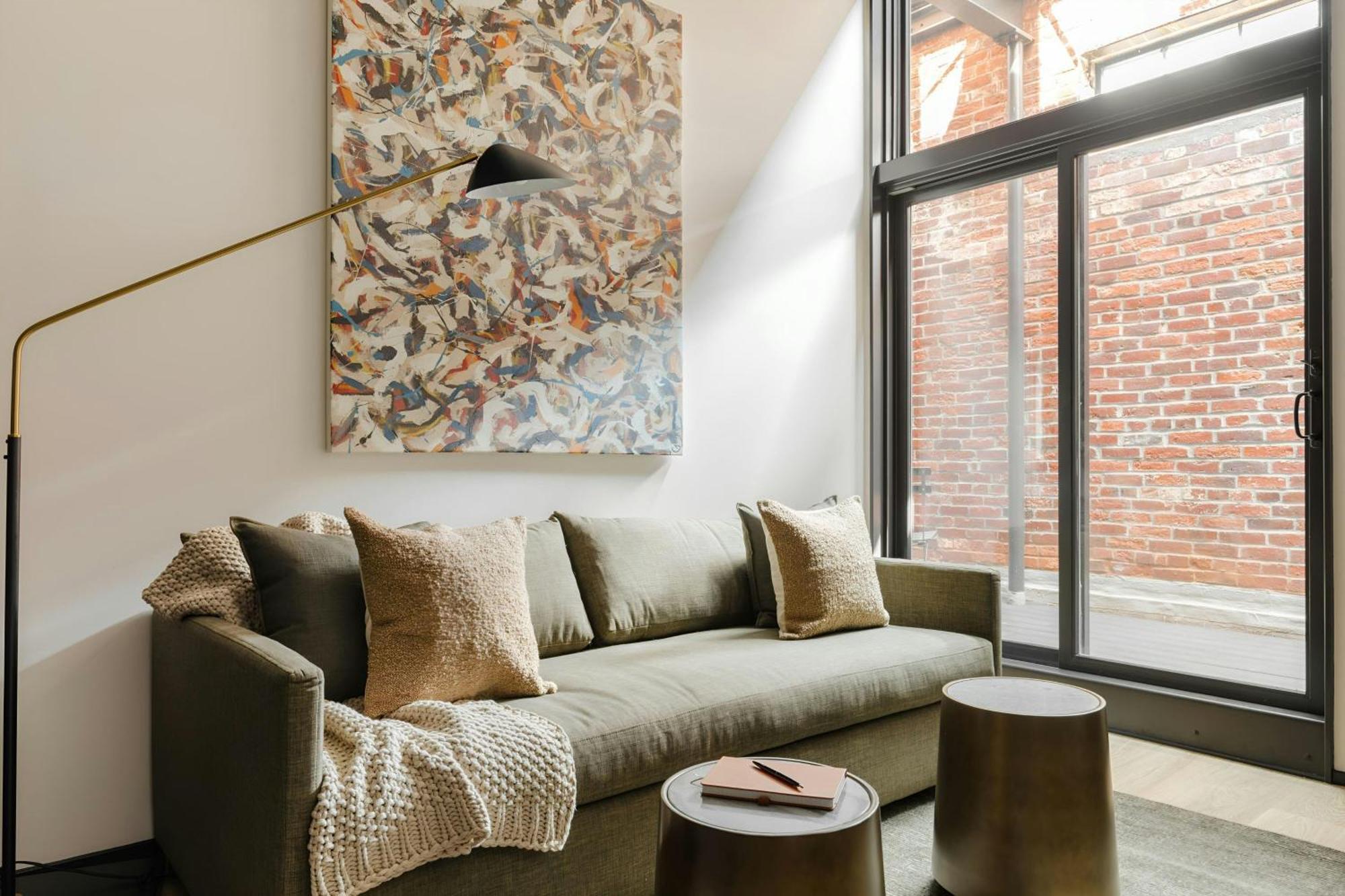 Sonder By Marriott Bonvoy Railspur Apartments Pioneer Square Сиатъл Екстериор снимка